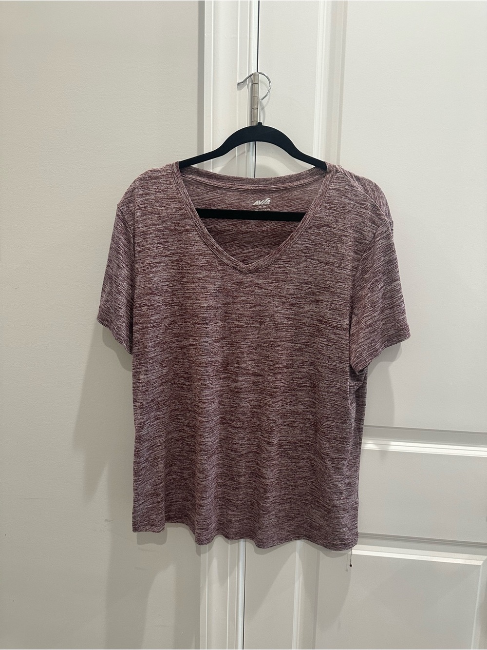 Avia Heathered Mauve V-Neck Short Sleeve Tee